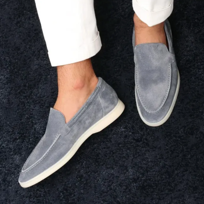 PITTI SUEDE LOAFER